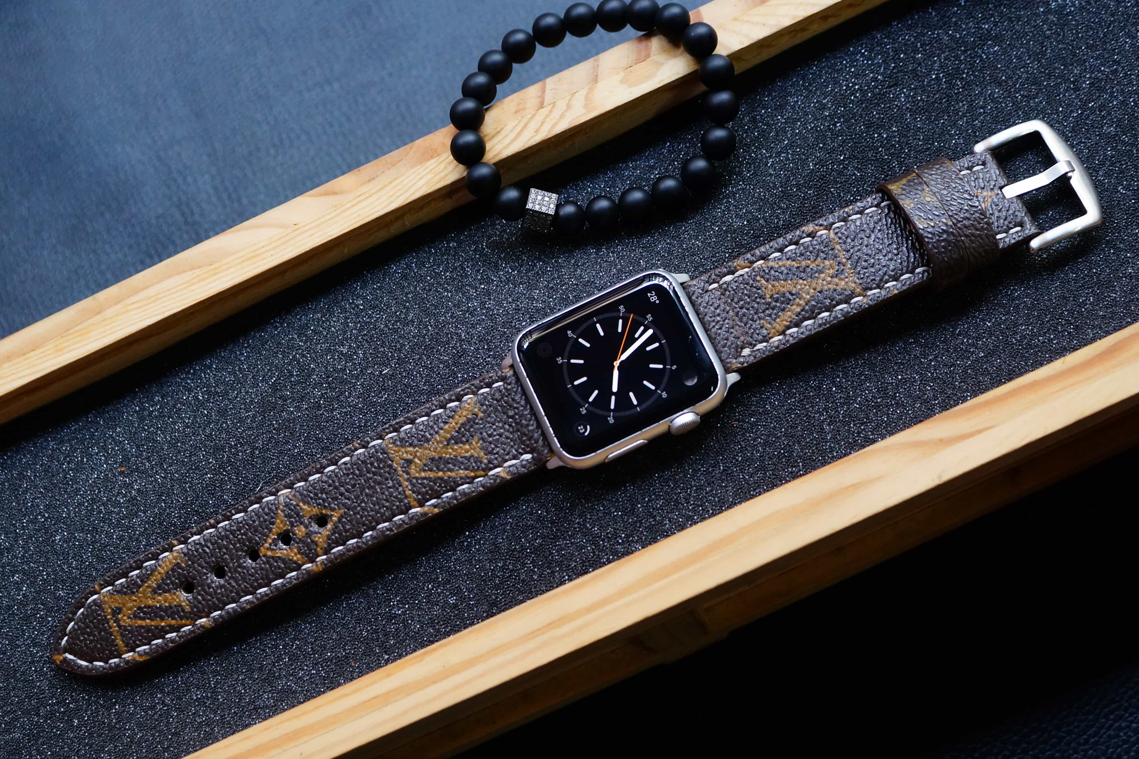 Handmade Louis Vuitton Strap Apple Watch | Blackforest-atelier