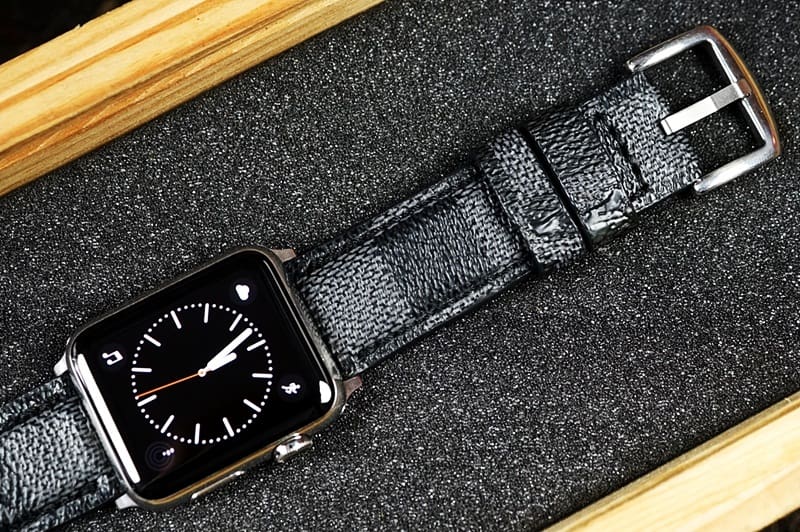 Louis Vuitton Apple Watch Authentic | SEMA Data Co-op