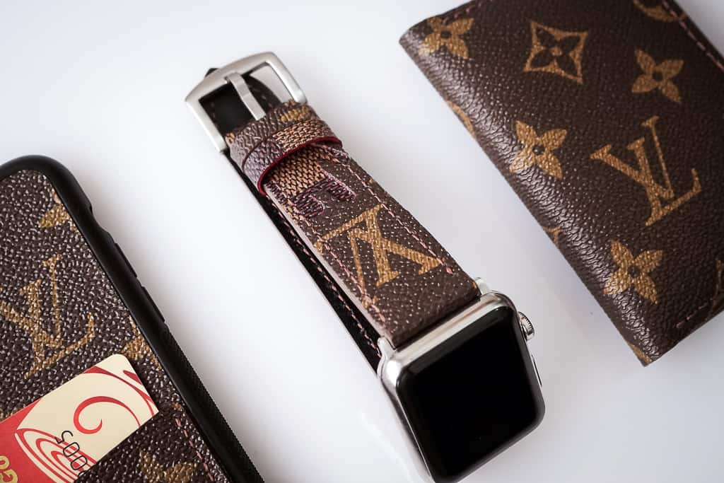 Raindrop Handmade Louis Vuitton For Apple Watch Series  1,2,3,4,5,6,7,8,Ultra,Se Strap Band Lv 26 – Limited Edition |  Blackforest-Atelier