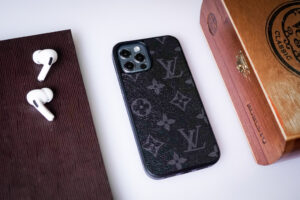 Louis Vuitton iPhone 13 Pro Max Smartphone Case Monogram Eclipse